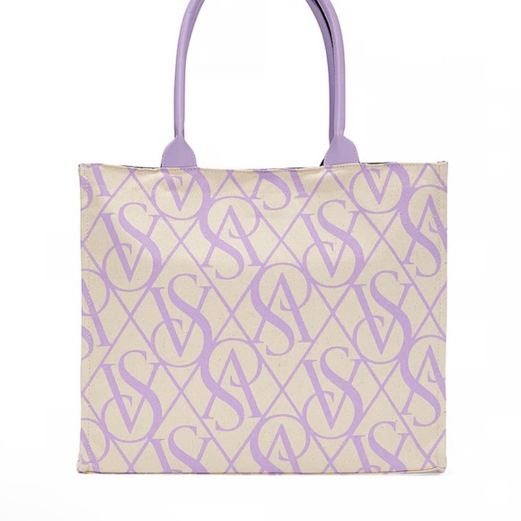 Victoria’s secret’s The Balance Ritual Kit Giftset - Picture 2 of 3